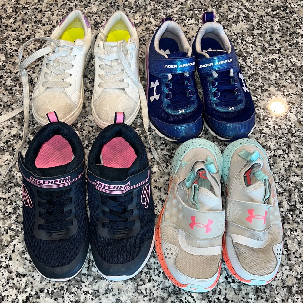 Bundle girls shoes